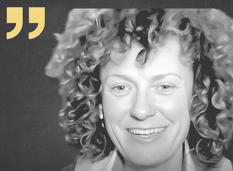 Lucy Diakovska, Sängerin, zu Gast bei Total Normal